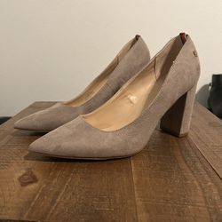 Tommy Hilfigure Heels 