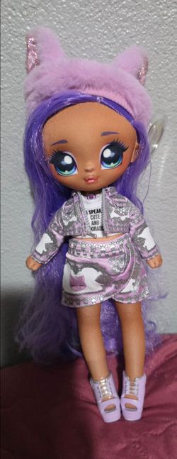 Na! Na! Na! Surprise Fashion Doll Purple Hair