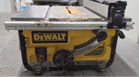 DeWalt Portable Table Saw