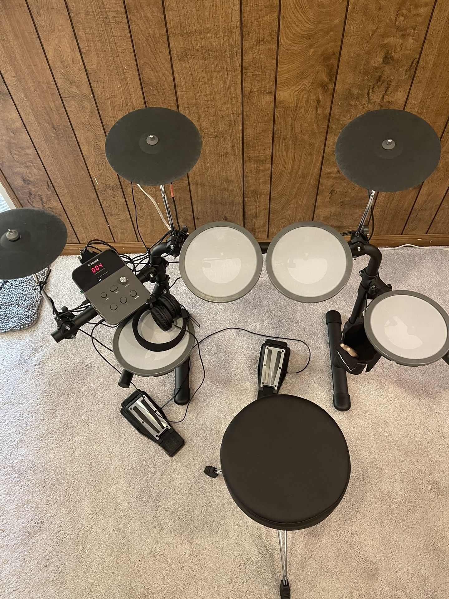 Like New Electronic Drum Set