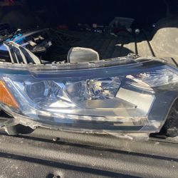 2017-2022 Mitsubishi Outlander Headlight Rh Side Passanger Side 