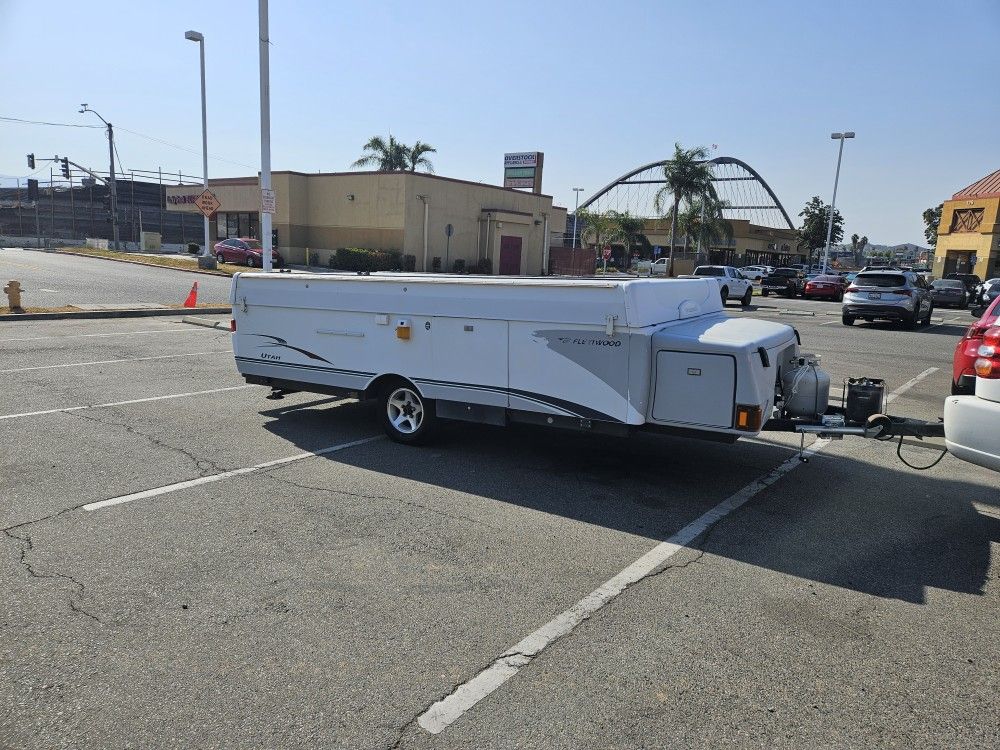 Tent Trailer, Pop Up Trailer,  Camper