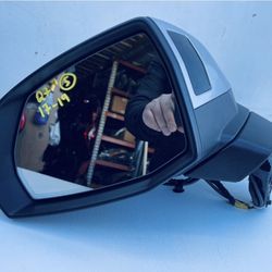 2017-2019 AUDI Q7 LEFT DRIVER SIDE VIEW MIRROR WITH CAMERA OEM 