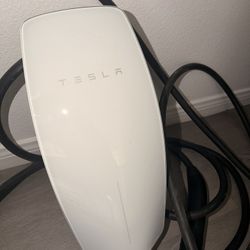Tesla Charger 