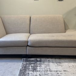 Modern Neutral Sectional Sofa With Chaise - Clean & Comfortable 
