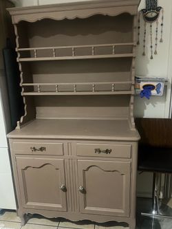 Kitchen Hutches  vintage ?