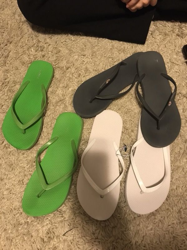 Size 8 flip flops