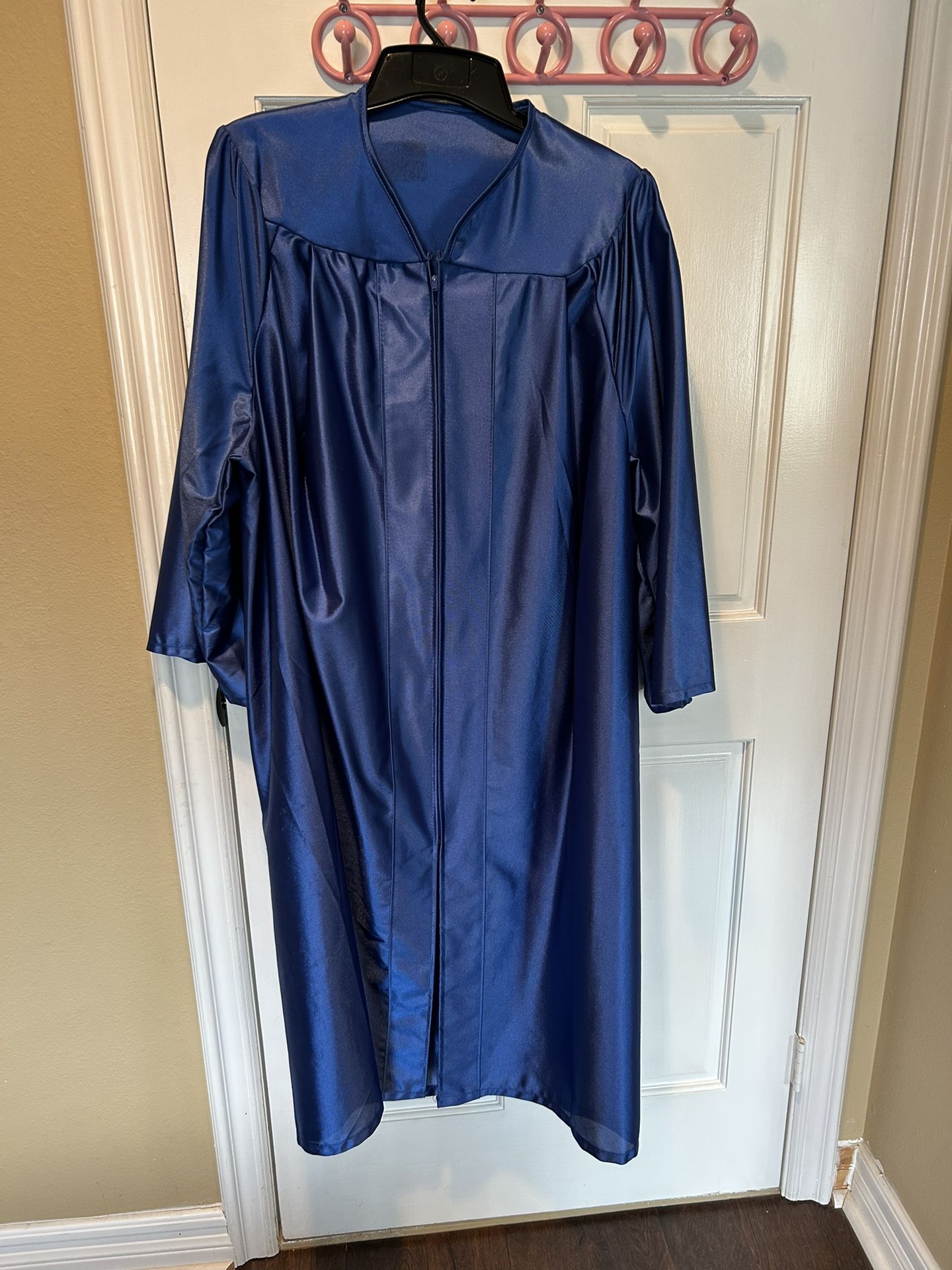 HERFF JONES Graduation Gown/Cap