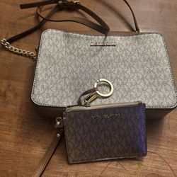 Mk Purse And Wallet 