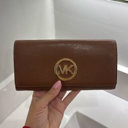 Michael Kors Fulton Leather Carryall Wallet