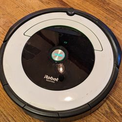 iRobot Roomba 695 Wi-Fi Connected Robot Vacuum

