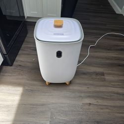 Large Towel And Bathrobe Heater - Like New