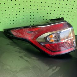 17 18 FORD ESCAPE driver/left side tail light taillight lamp OEM