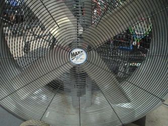 Used MAXX AIR 42 Inch 2-Speed Belt Drive Drum Fan