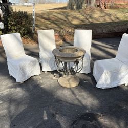 Dining or Breakfast Room Table And Chairs