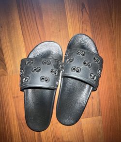 Black Gg Gucci Slides