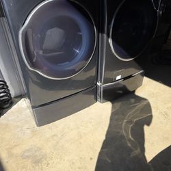Samsung Washer And Gas Dryer