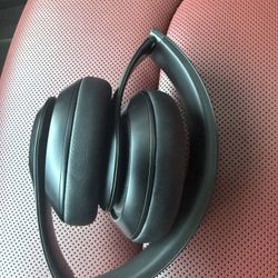 Beats Wireless Headphones 3