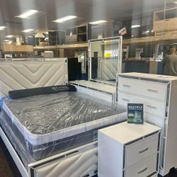 \ Shutdown Sale on BedFrames!! Urgent Clearance on Wholesale Sale cash on delivery with warranty