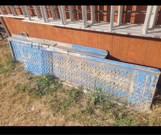 Vevor Aluminum Loading Ramps 72 Large aluminum ramps