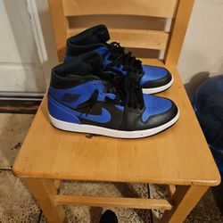 Jordan Air Jordan Retro 1 MID 