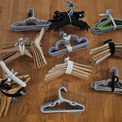 Kids Clothing Hangers X100