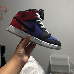 Air Jordan 1 Mid