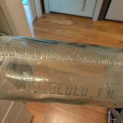 Vintage Honolulu Brewing & Malting Co.  Bottle