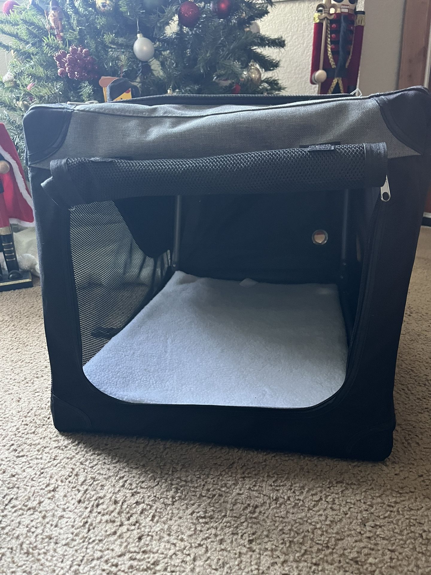 Collapsible Dog Crate