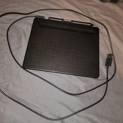 Wacom Intuos Small Bluetooth Drawing Tablet