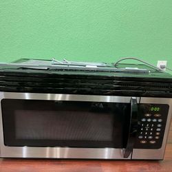 Black +Decker Over The Range Microwave Oven 2025