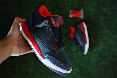 Air Jordan 3 Retro Crimson - Size 6