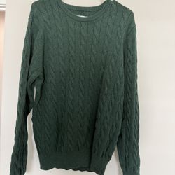 Green Sweater - L