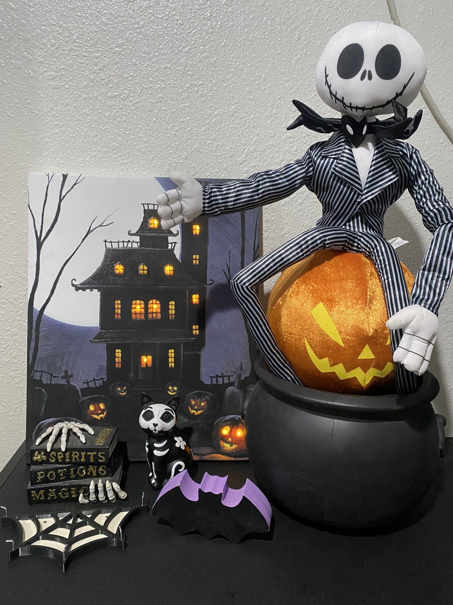 Halloween Decor