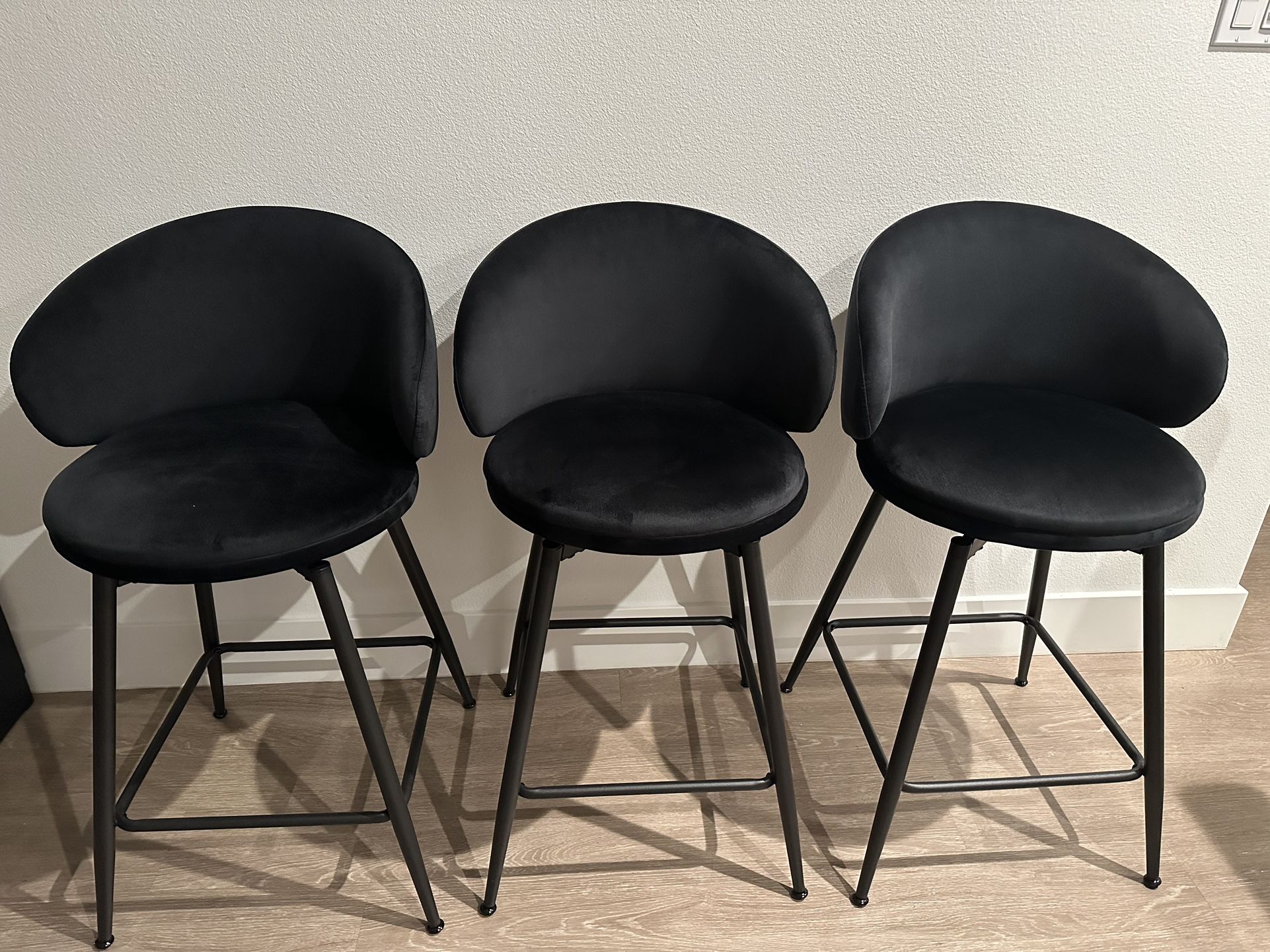 Barstool/ Island Chair