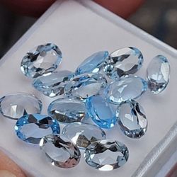 1pcs. Natural Blue Topaz VVS-VVSI Oval Shape Flashy Natural Topaz