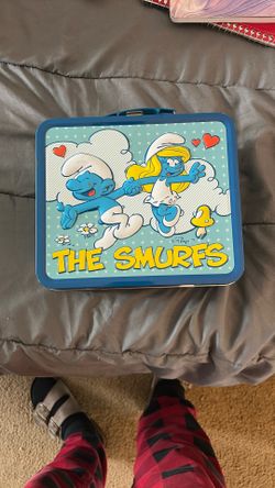 Old school Smurfs lunchbox