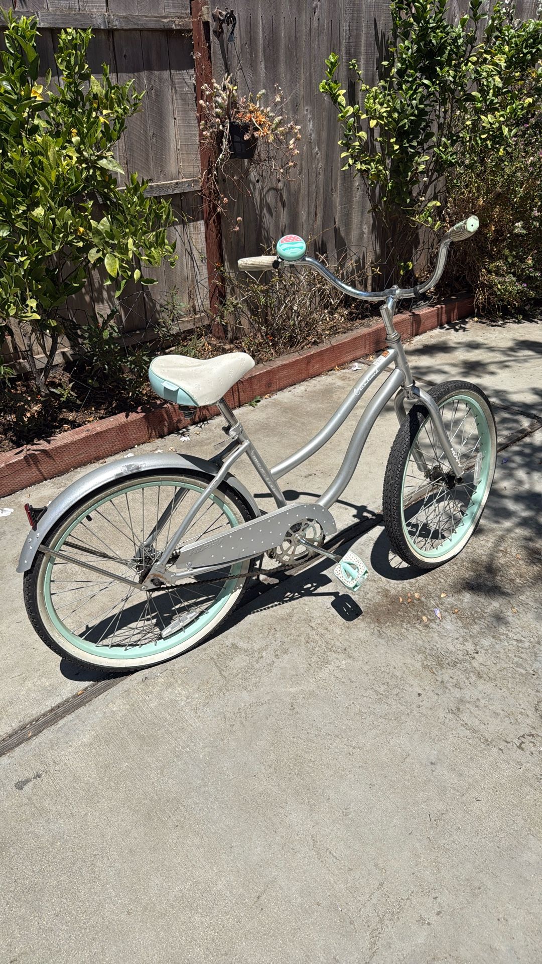 Girls Huffy Bike