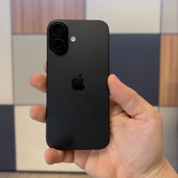 iPhone 16 Black 128GB – Unlocked • Excellent Condition • Best Price