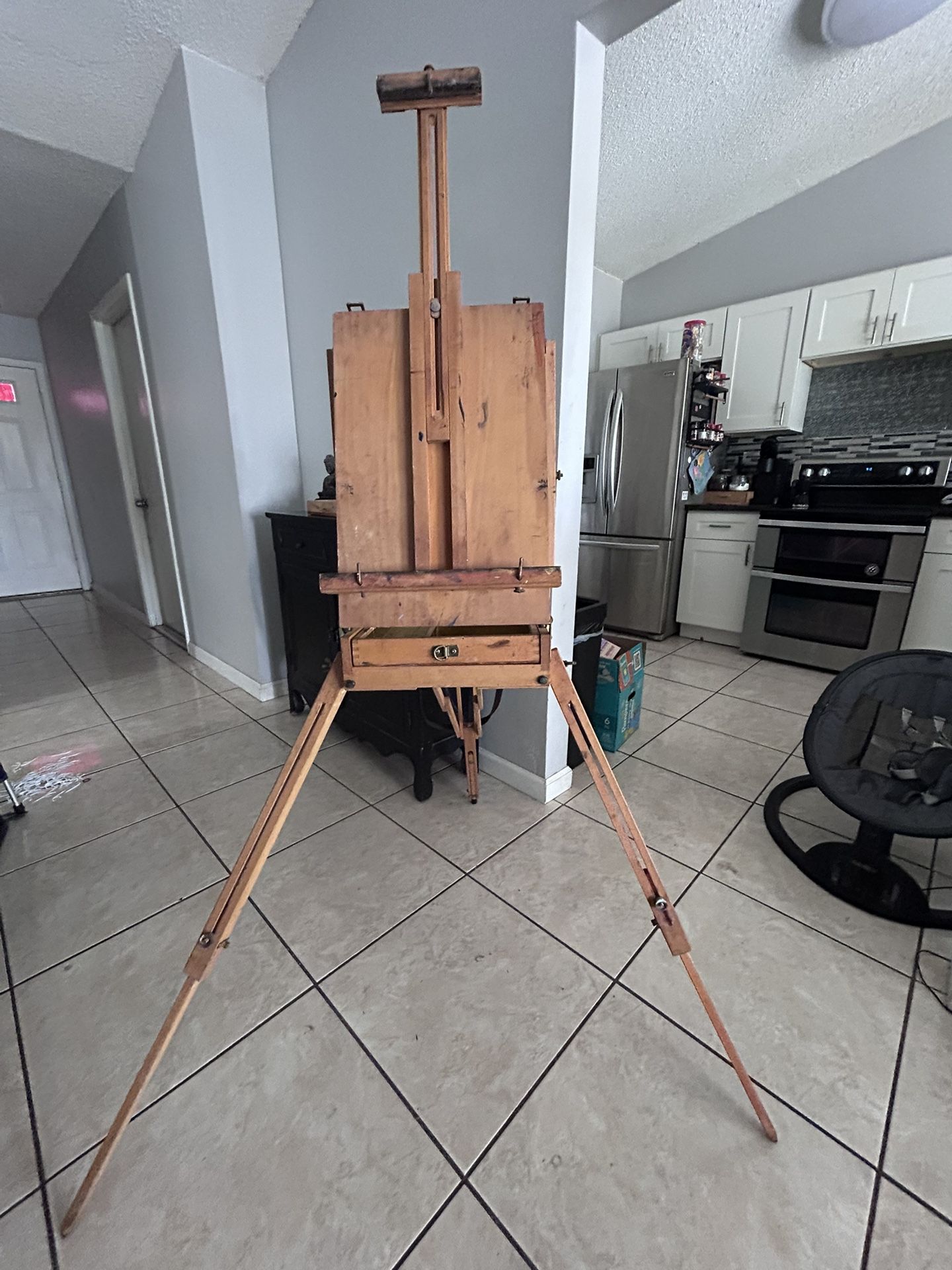 Antique French Style Easel
