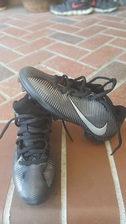 Football cleats
