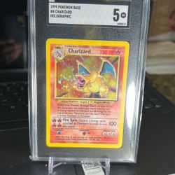 CHARIZARD 1999 #4 Holographic SGC 5 EX