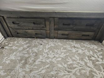 Kids bed twin