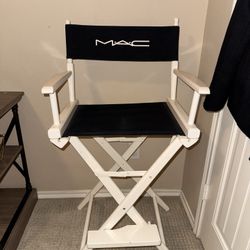 Solid Wood  Make Up Artist Chair 