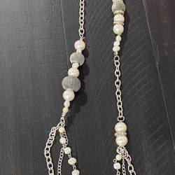 Pearl & Rhinestone Necklace & Earring Set