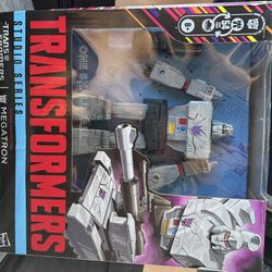 Transformers Studio Series MTMTE Collection The Transformers : The Movie Leader Class Megatron Action Figure
