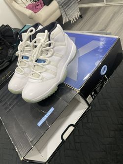 Jordan 11 Legend Blue 