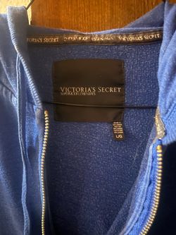 this a Victoria’s Secret wing jacket