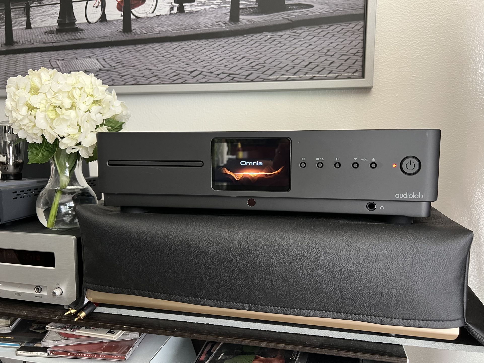 AUDIOLAB OMNIA Stereo integrated amplifier with built-in CD player, DAC, Wi-Fi®, and Bluetooth® (Black) MINT OPEN BOX
