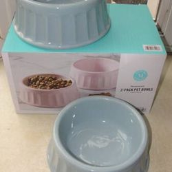 Martha Stewart Stoneware 2-Pack Pet Bowls 7.25 in. Dishwasher and Microwave Safe. Brand New in Box. Made from easy to clean Stoneware Ceramic. Wide ba